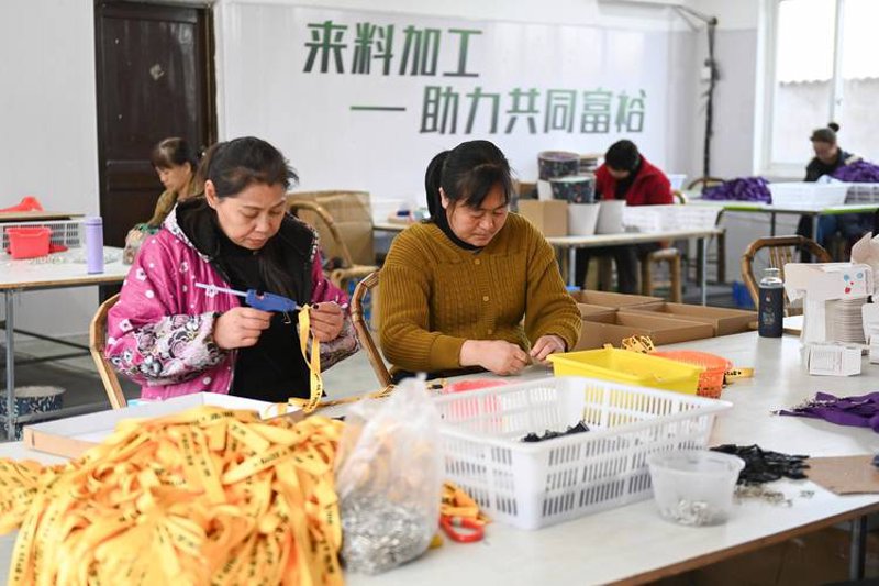 新余工作服定制:企业形象与团队精神的象征
